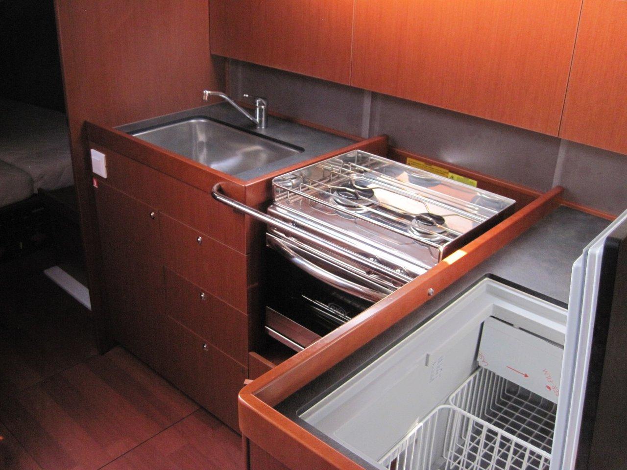 Oceanis 41.1, picture 14