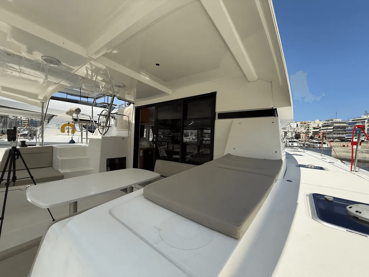 Lagoon 42 - 4 + 2 cab., picture 4