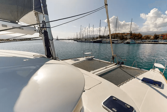 Lagoon 380 S2 - 4 + 2 cab., picture 6