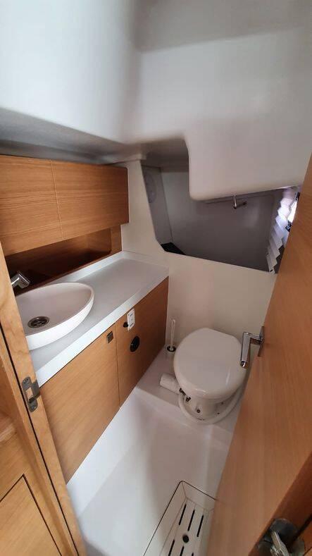 Elan E4 - 2 cab., picture 13