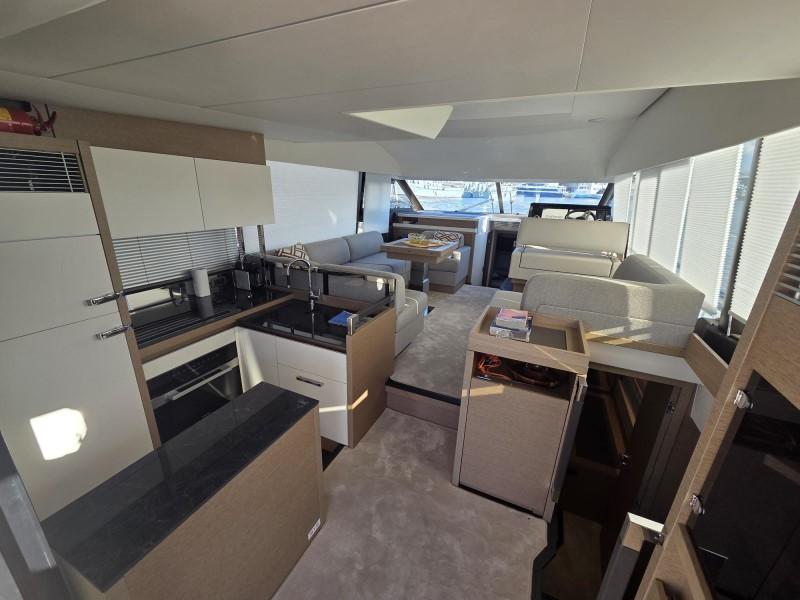 Prestige 520 Flybridge - 3 + 1 cab., picture 26