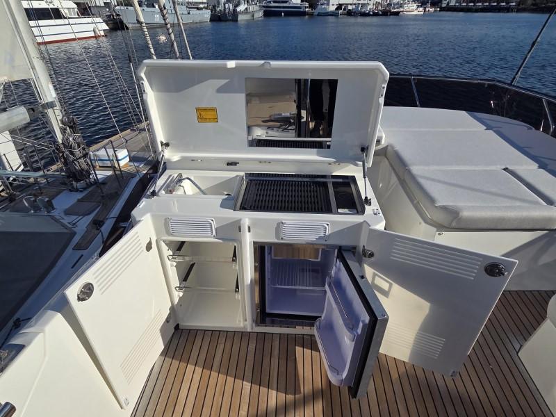 Prestige 520 Flybridge - 3 + 1 cab., picture 8