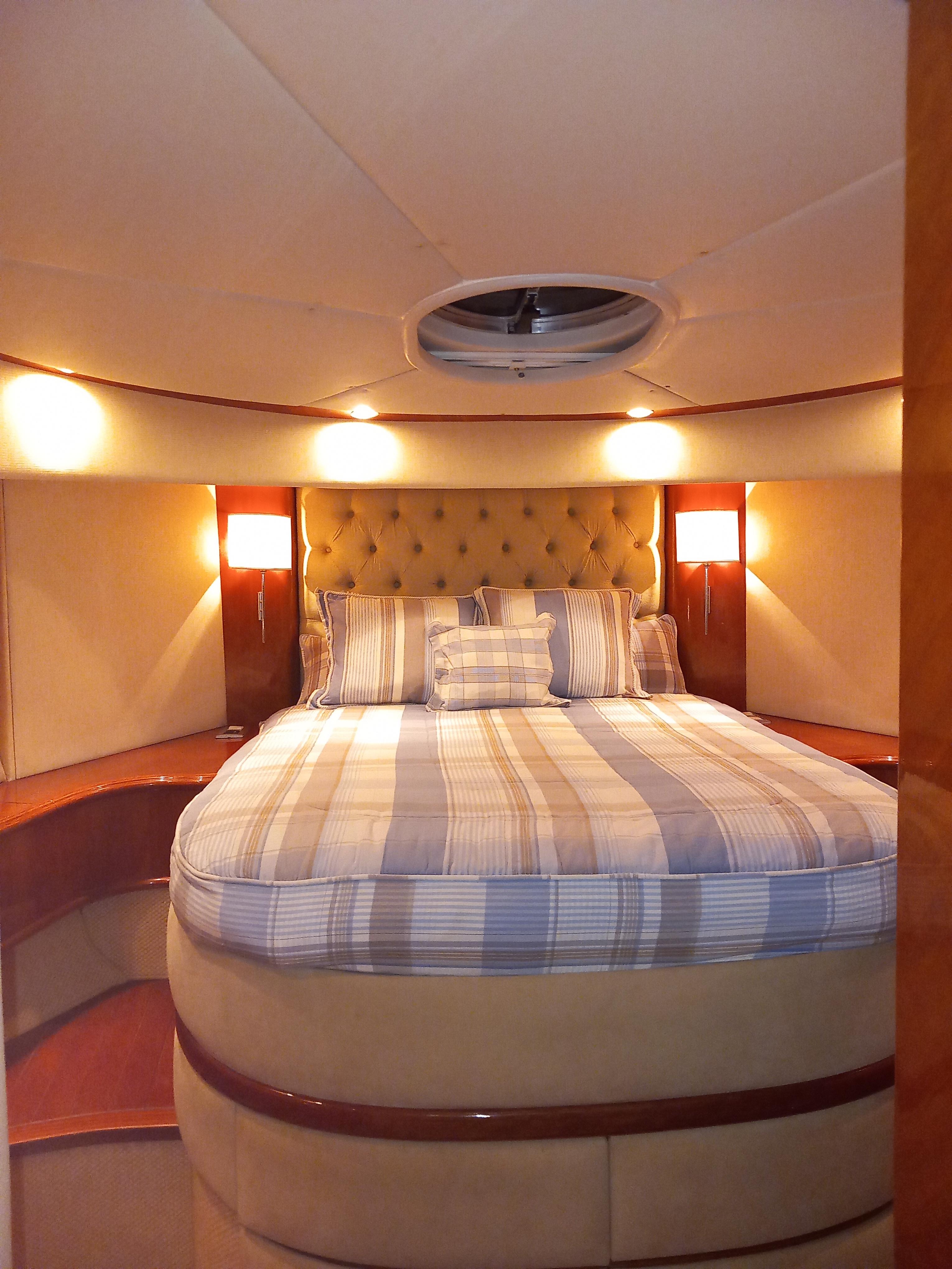 Rodman 56 Fly, picture 4