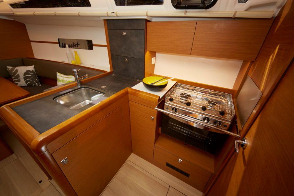 Sun Odyssey 349 - 3 cab., picture 9