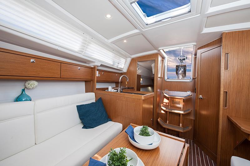 Bavaria Cruiser 33, picture 6