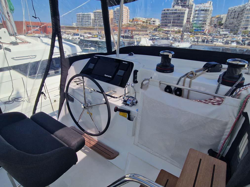 Lagoon 42 - 4 + 2 cab., picture 5