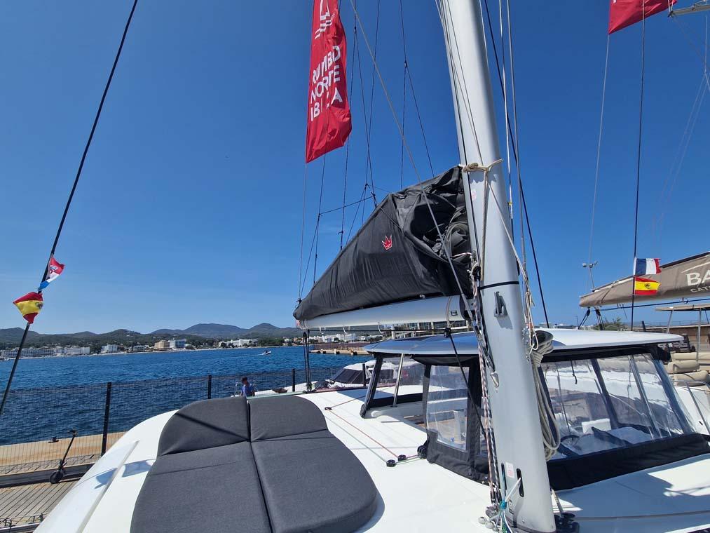 Lagoon 42 - 4 + 2 cab., picture 8