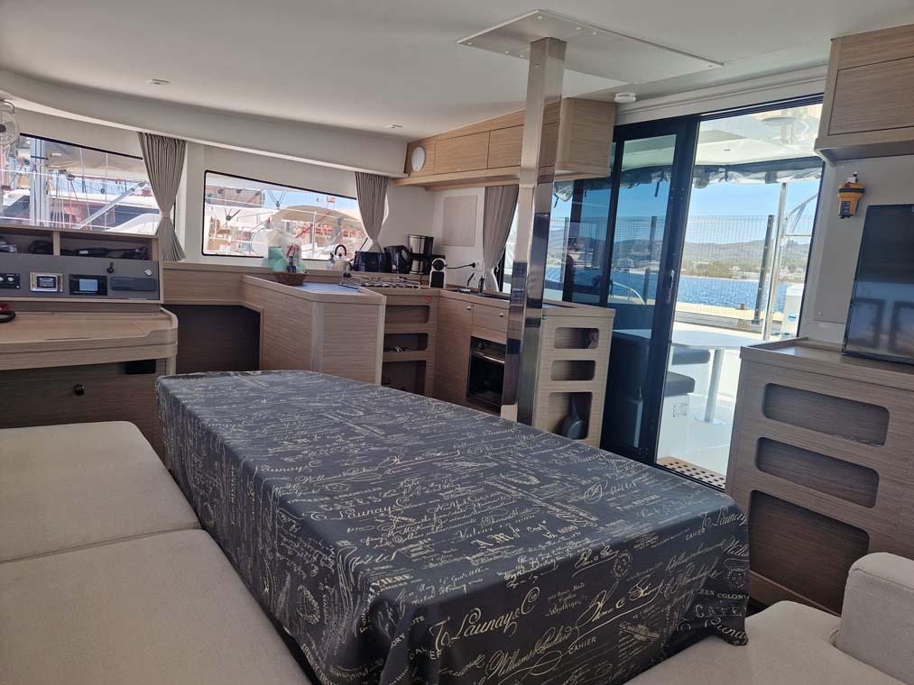 Lagoon 42 - 4 + 2 cab., picture 16