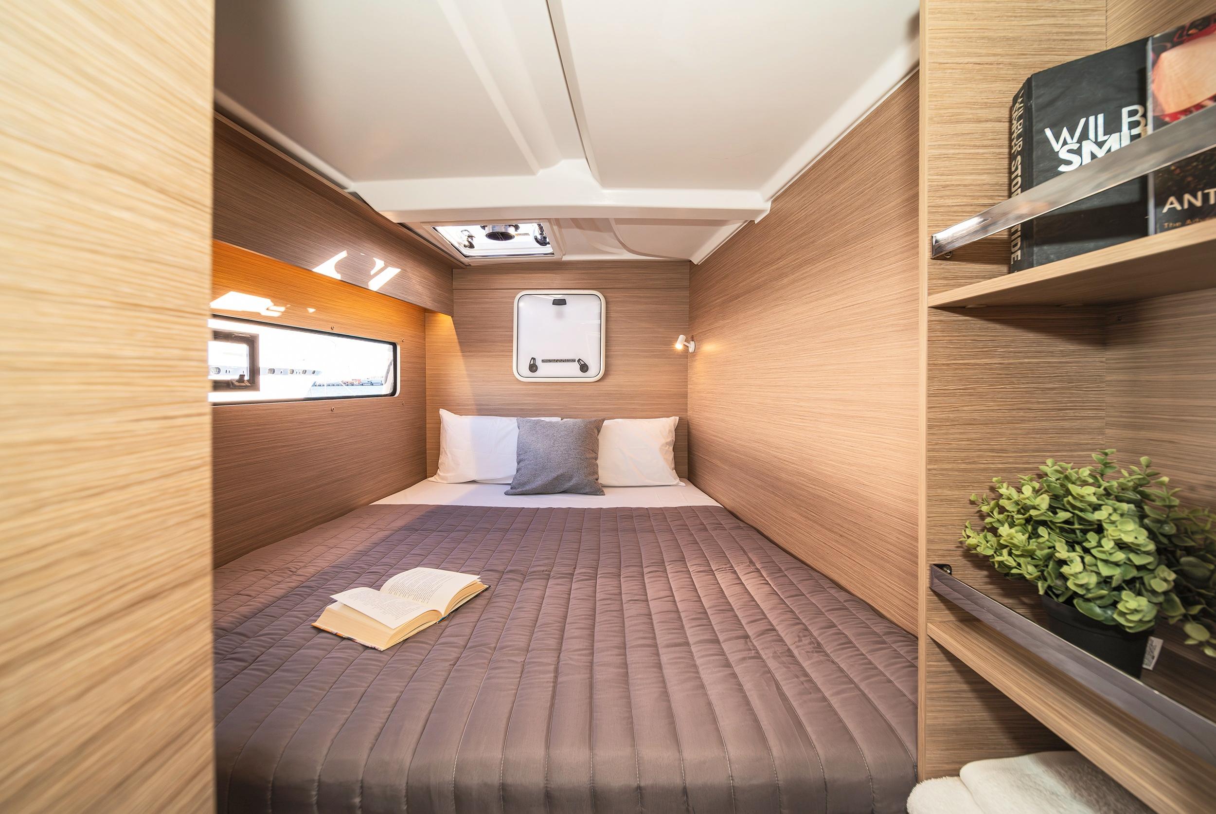 Lagoon 38 - 4 + 2 cab., picture 19