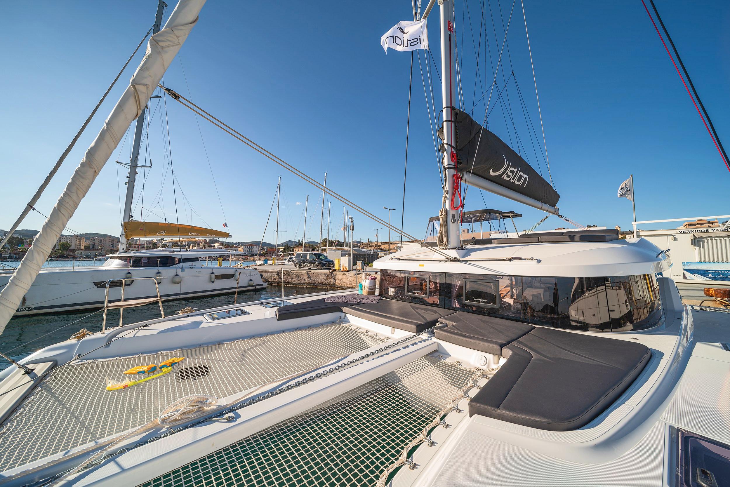 Lagoon 38 - 4 + 2 cab., picture 4