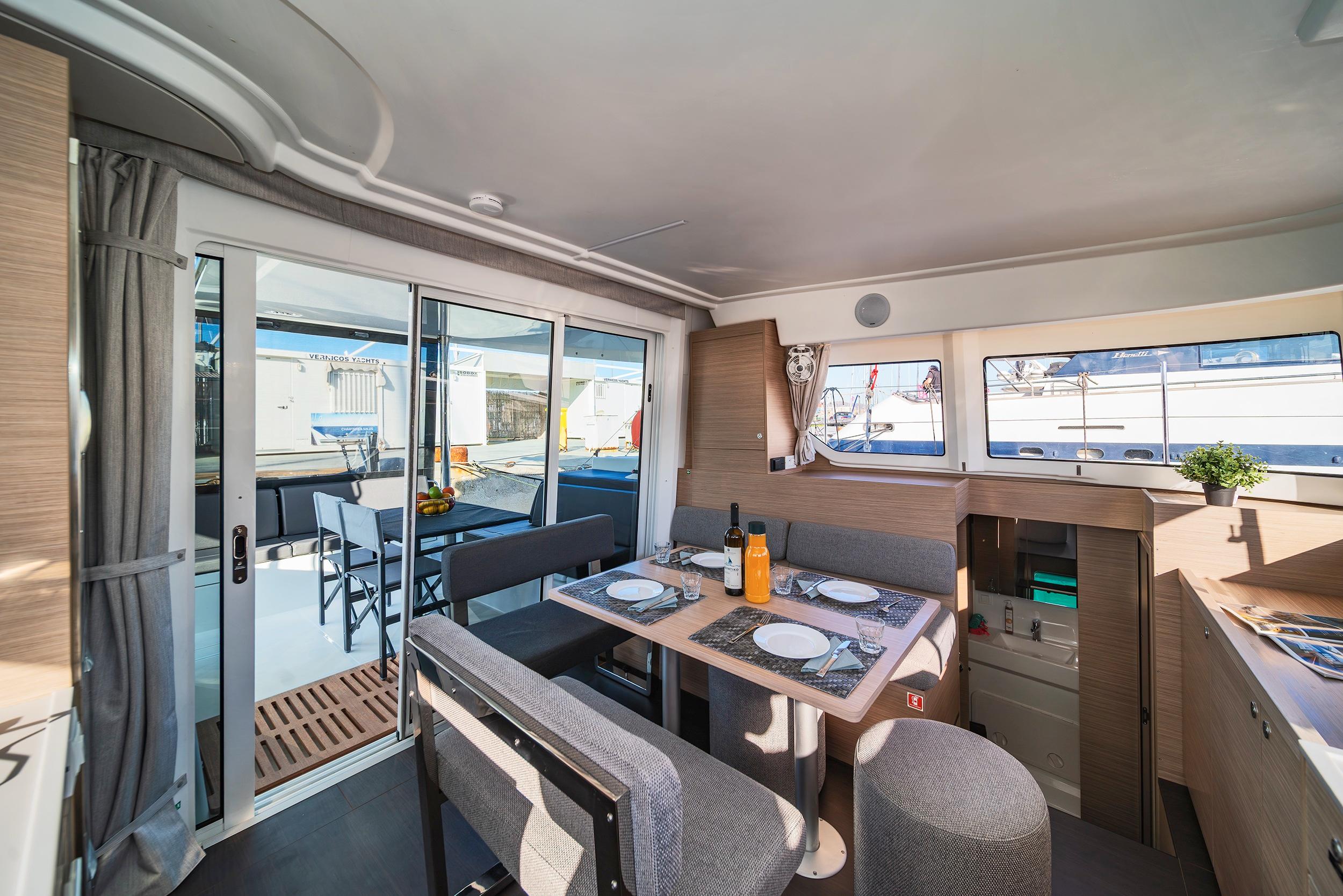 Lagoon 38 - 4 + 2 cab., picture 12