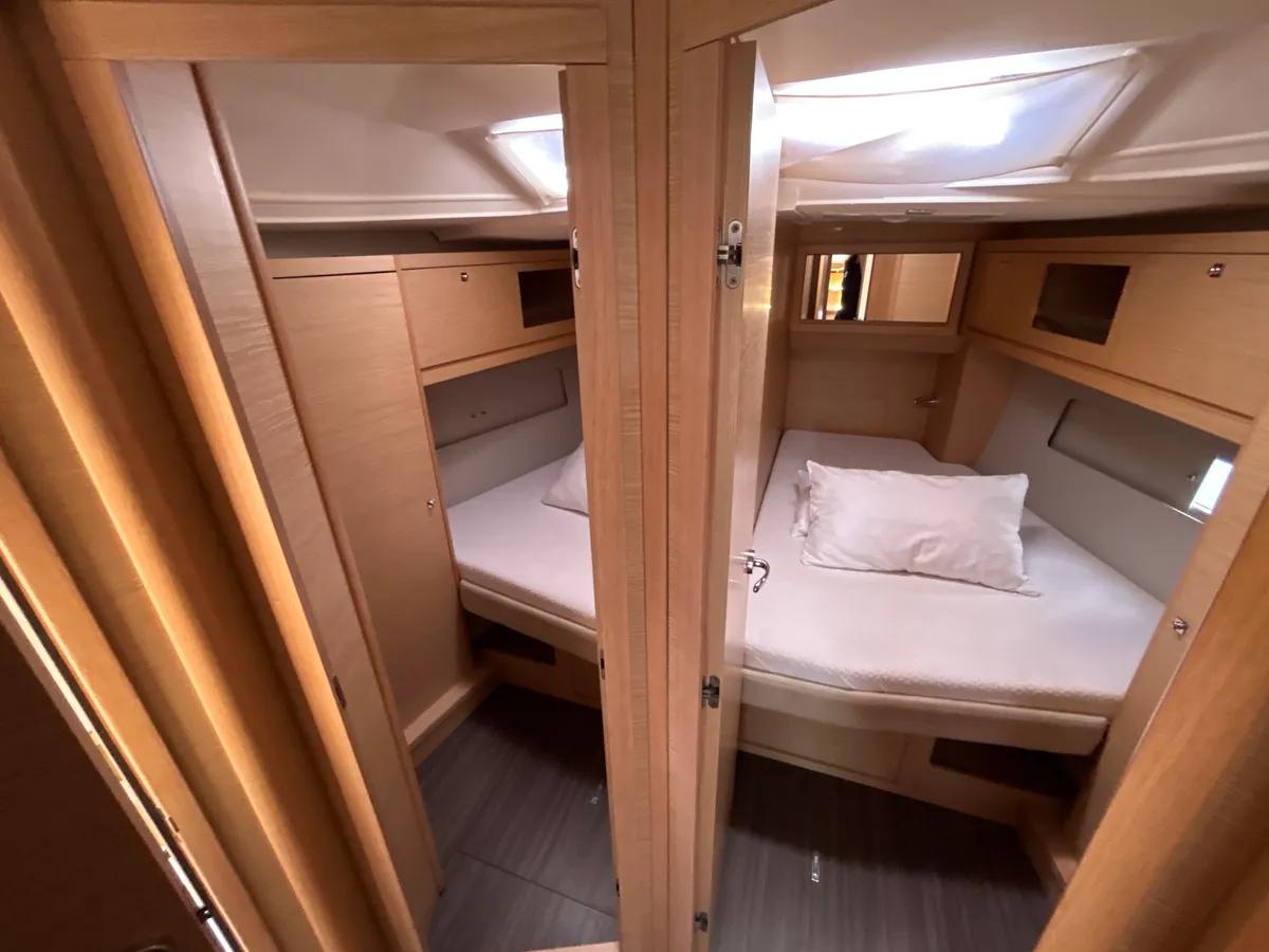 Dufour 470 - 4 + 1 cab., picture 13