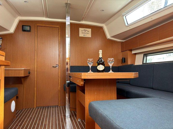 Bavaria C42, picture 7