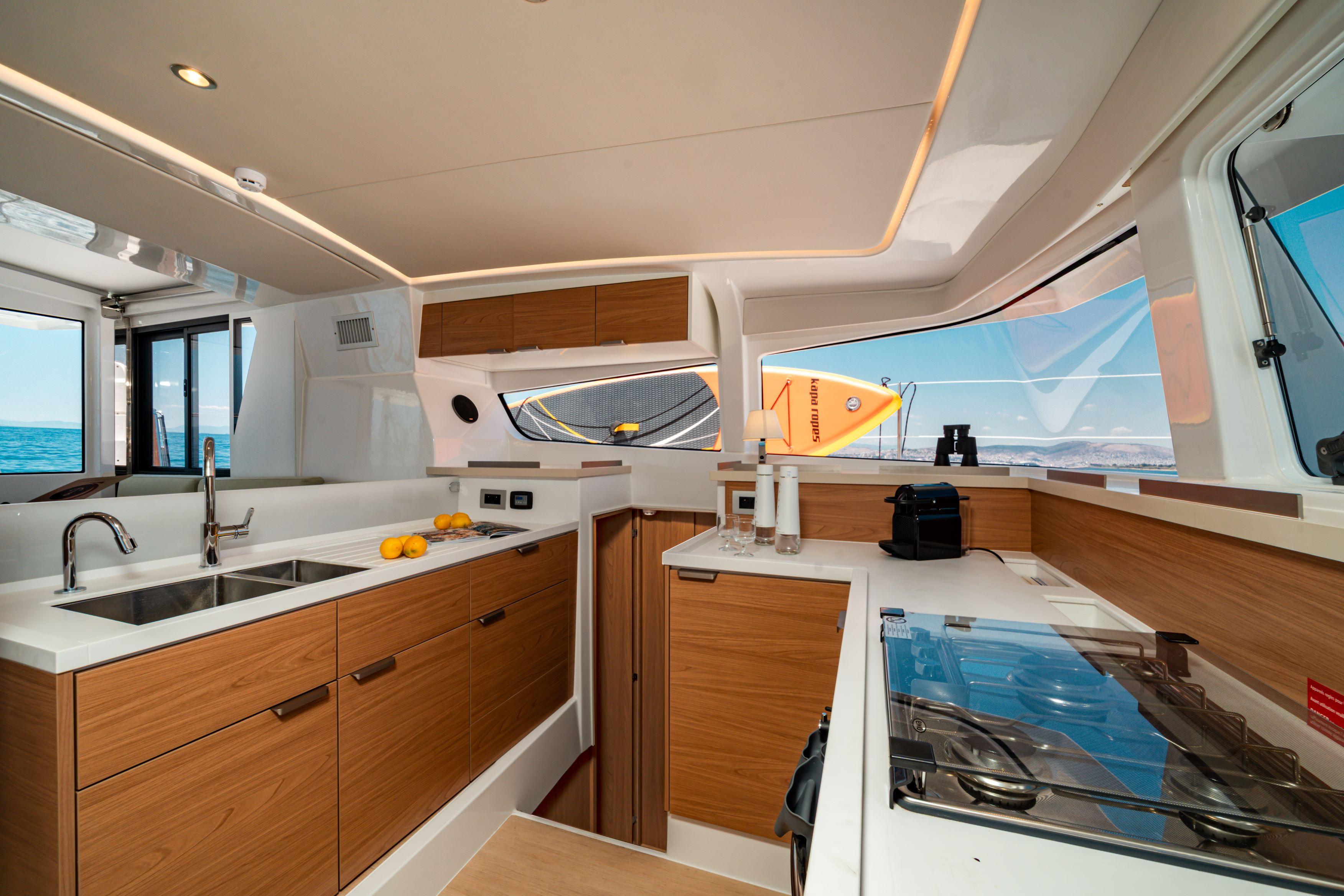 Bali 4.2 - 4 + 1 cab., picture 14