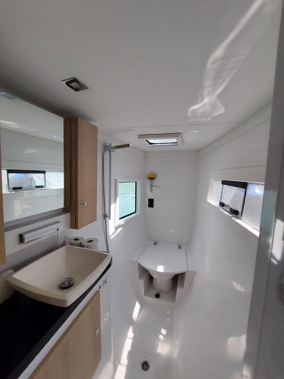 Aventura 34, picture 12