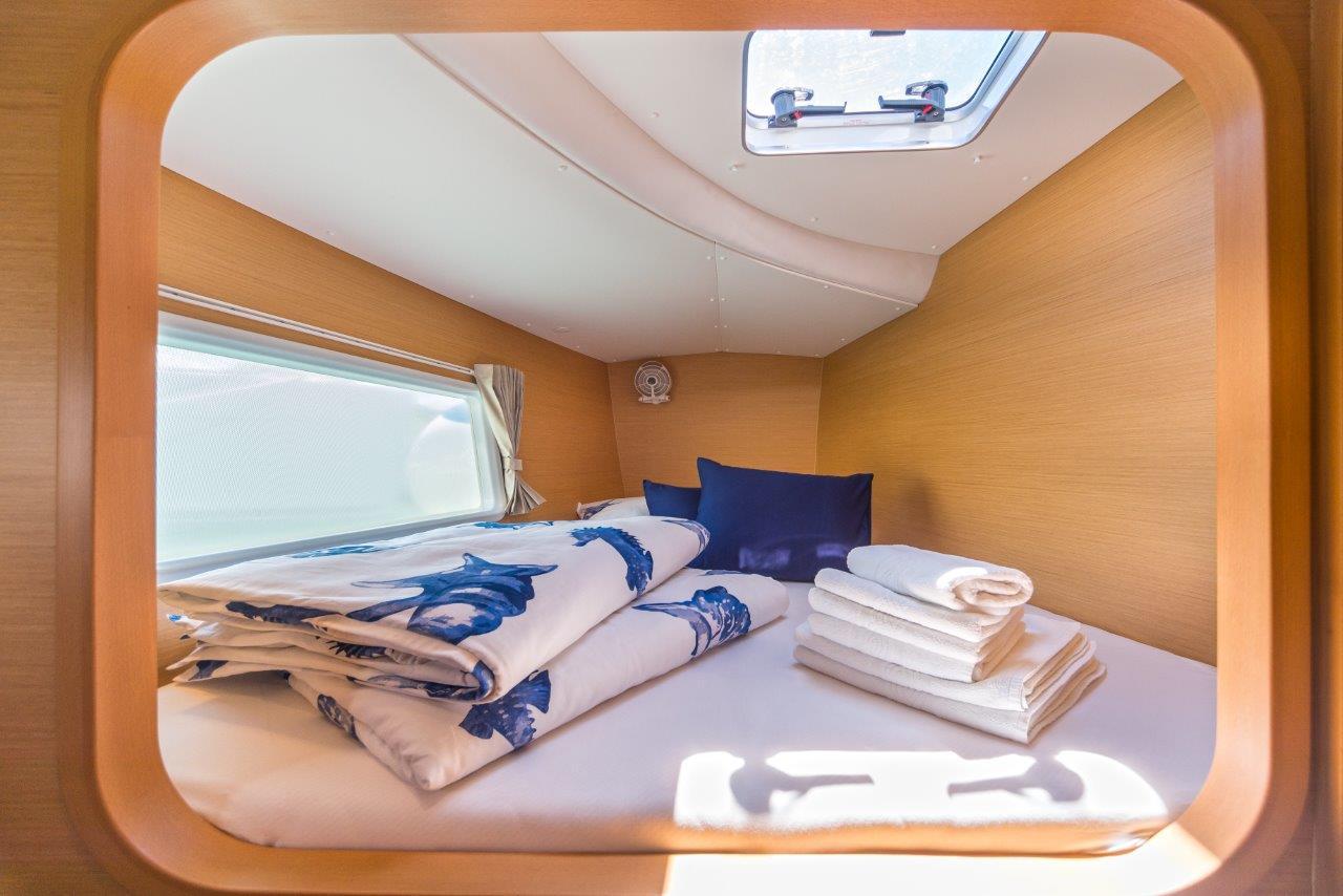Lagoon 380 - 4 + 2 cab., picture 12