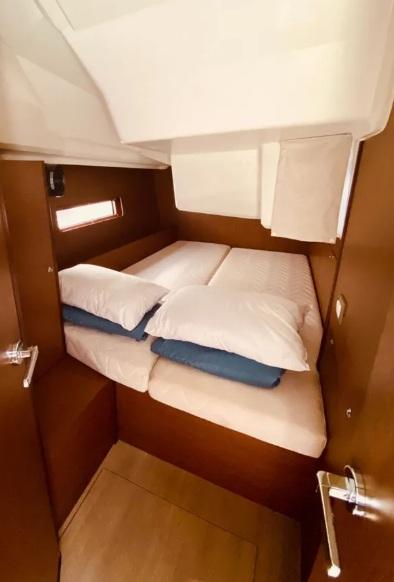 Oceanis 40.1, picture 6