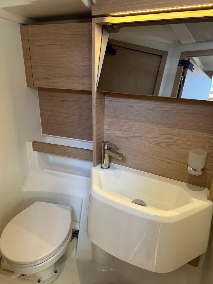 Oceanis 51.1 - 5 + 1 cab., picture 23