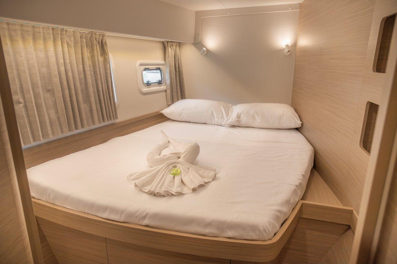 Lagoon 42 - 4 + 2 cab., picture 30