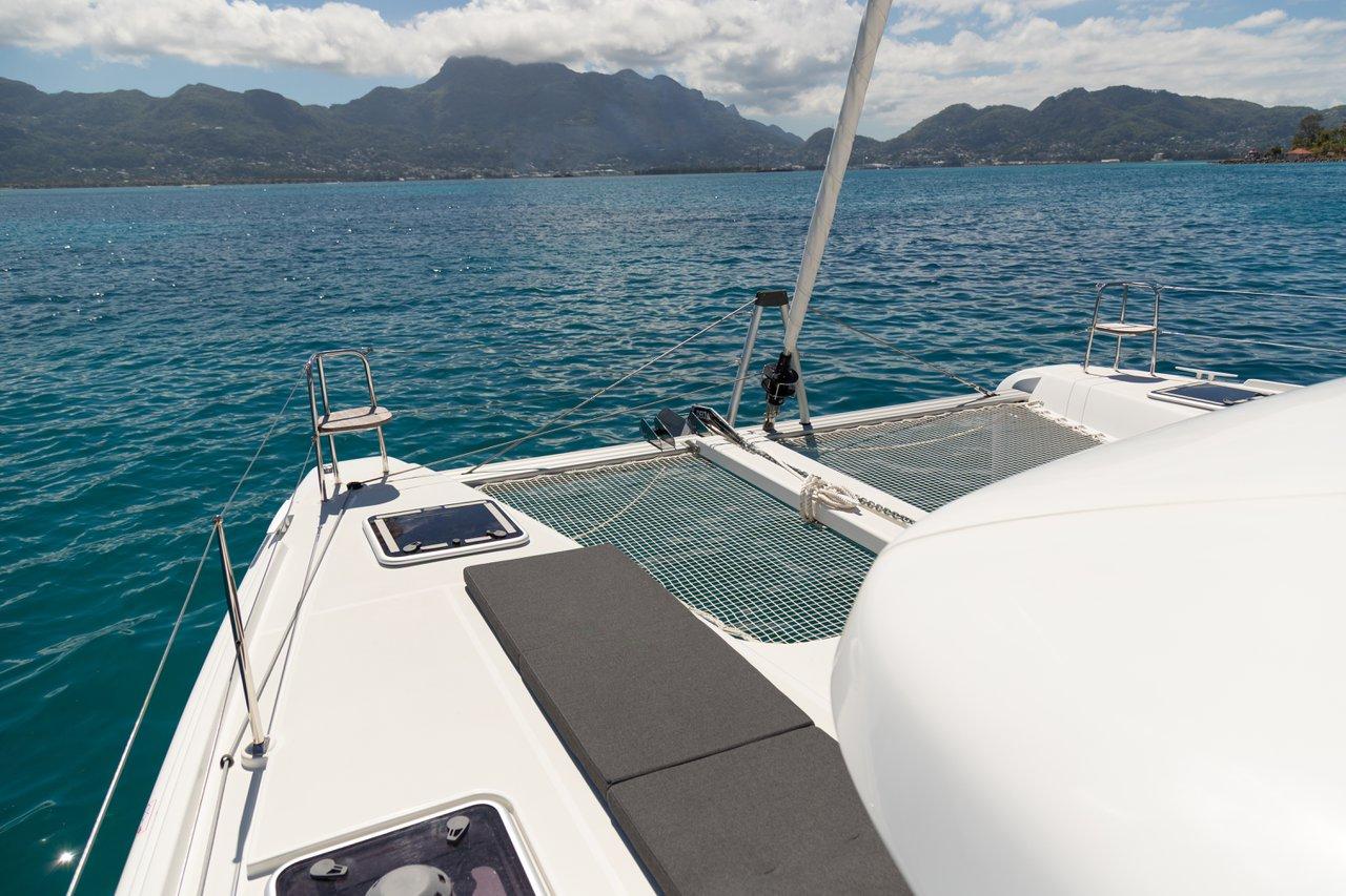 Lagoon 42 - 4 + 2 cab., picture 17