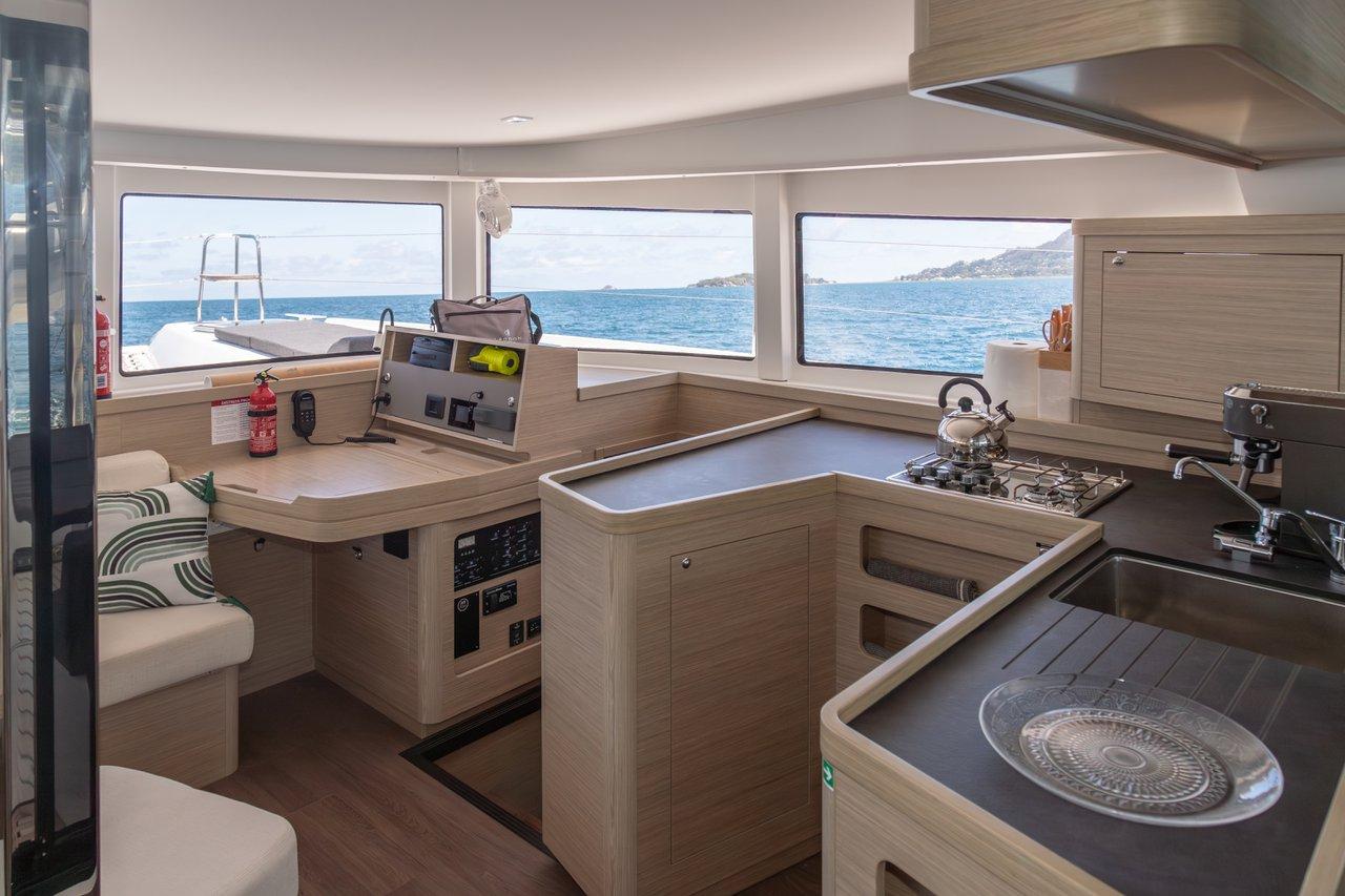 Lagoon 42 - 4 + 2 cab., picture 29