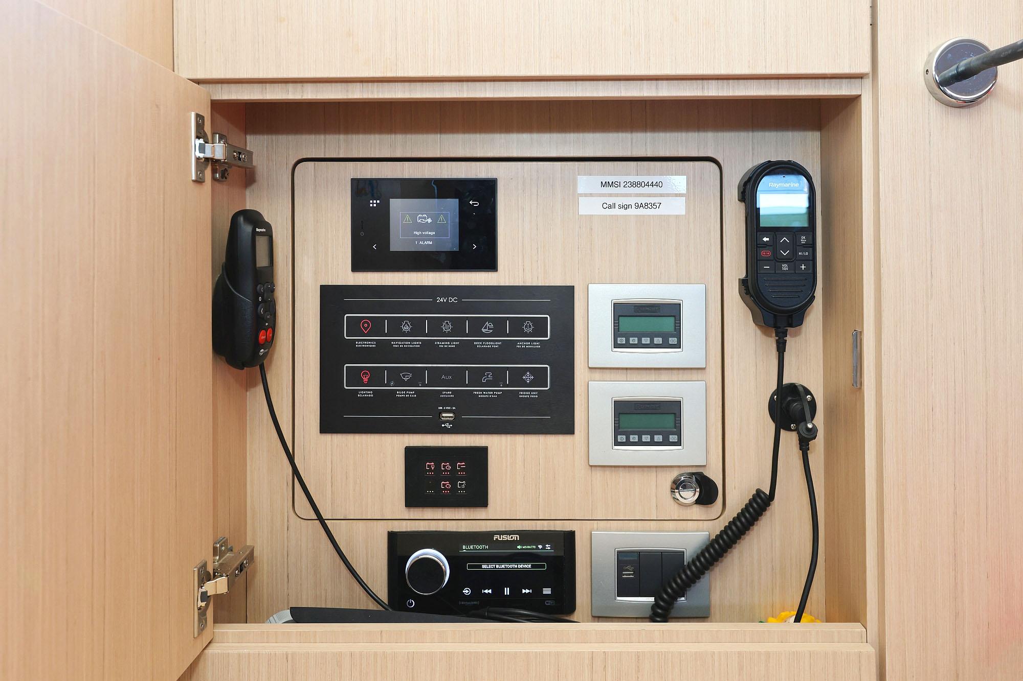 Jeanneau 60, picture 37