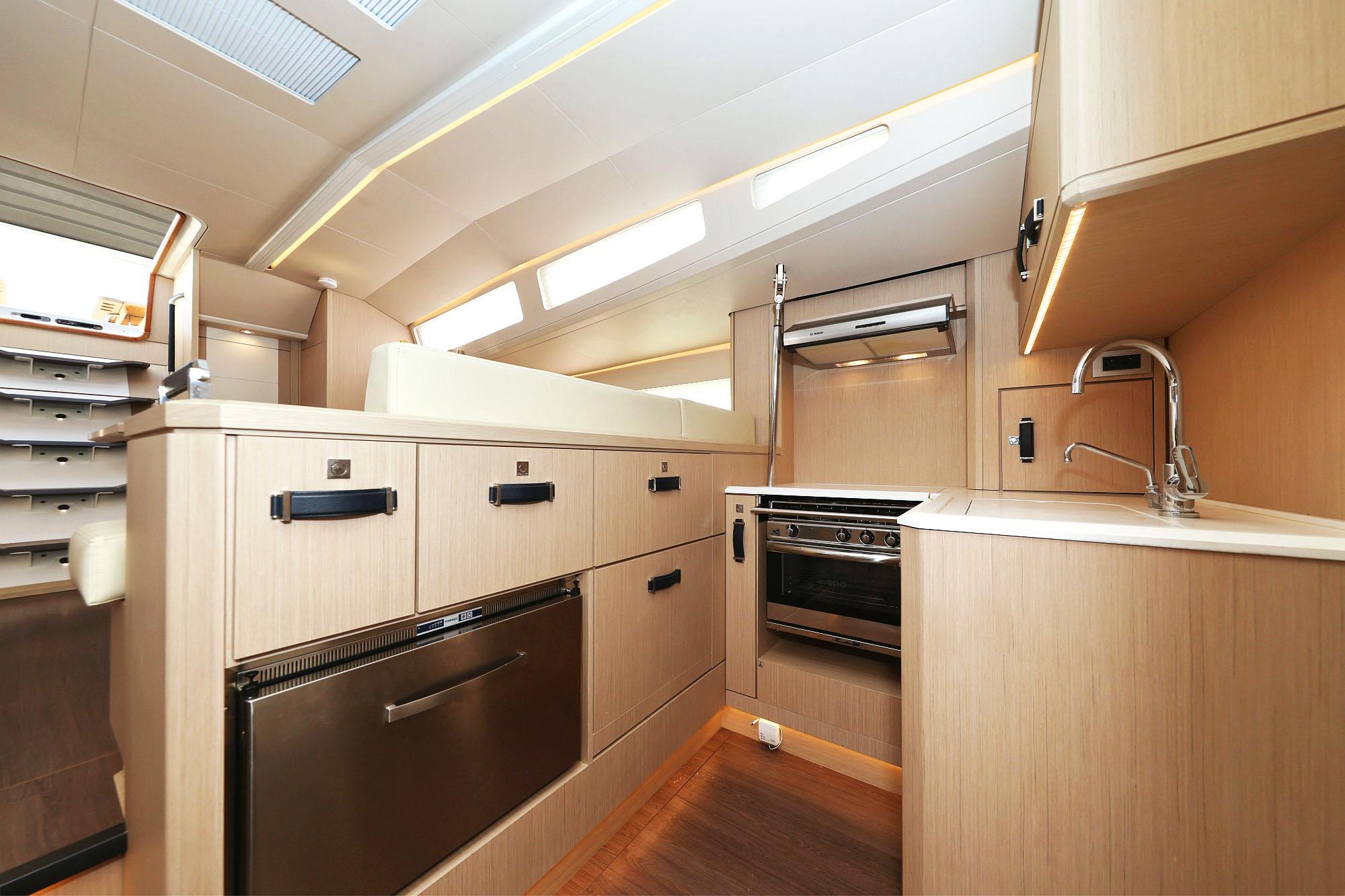 Jeanneau 60, picture 29