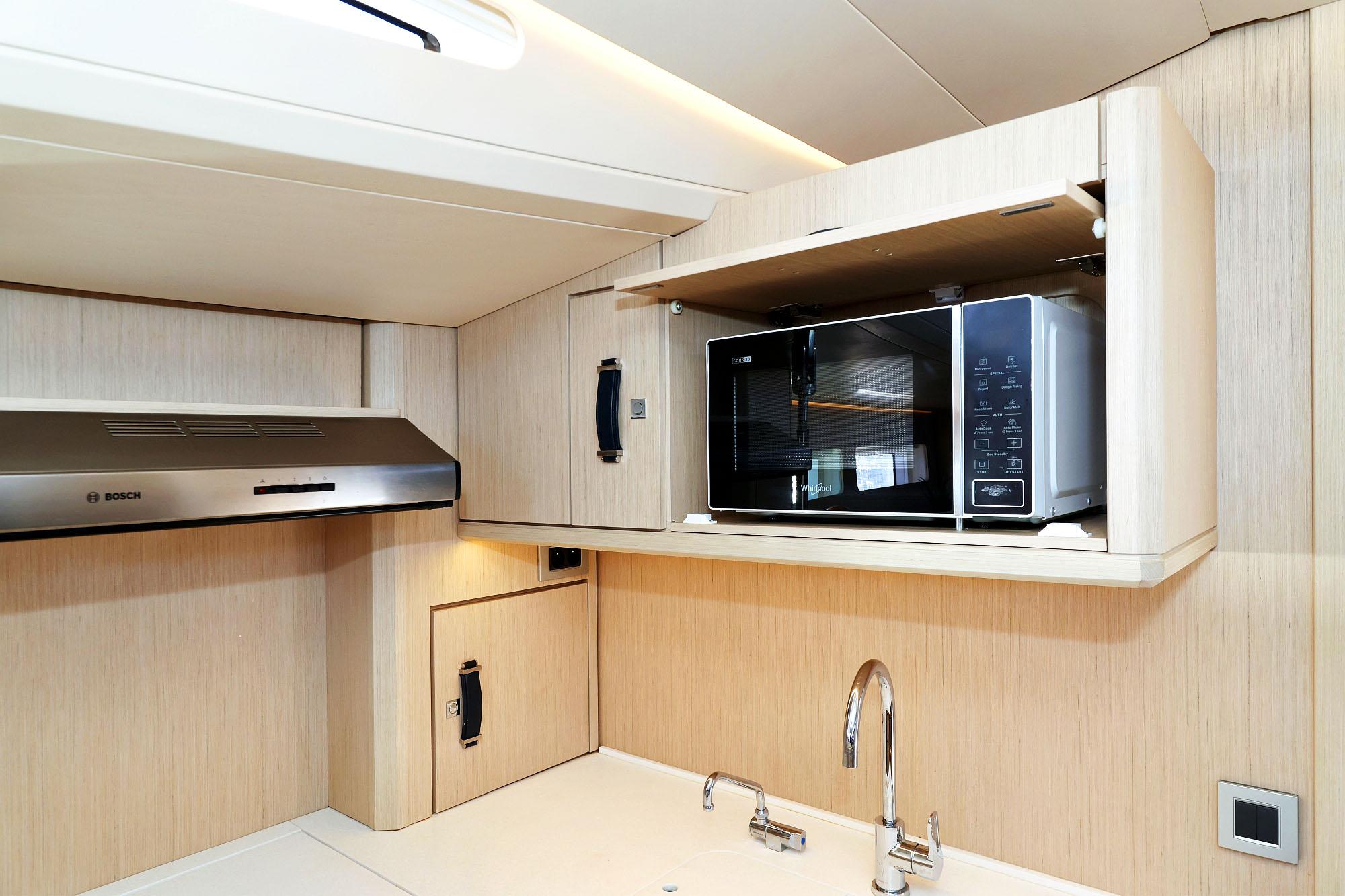 Jeanneau 60, picture 31