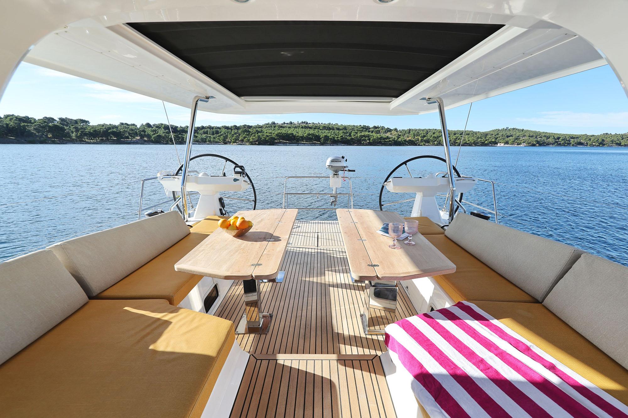 Jeanneau 60, picture 12