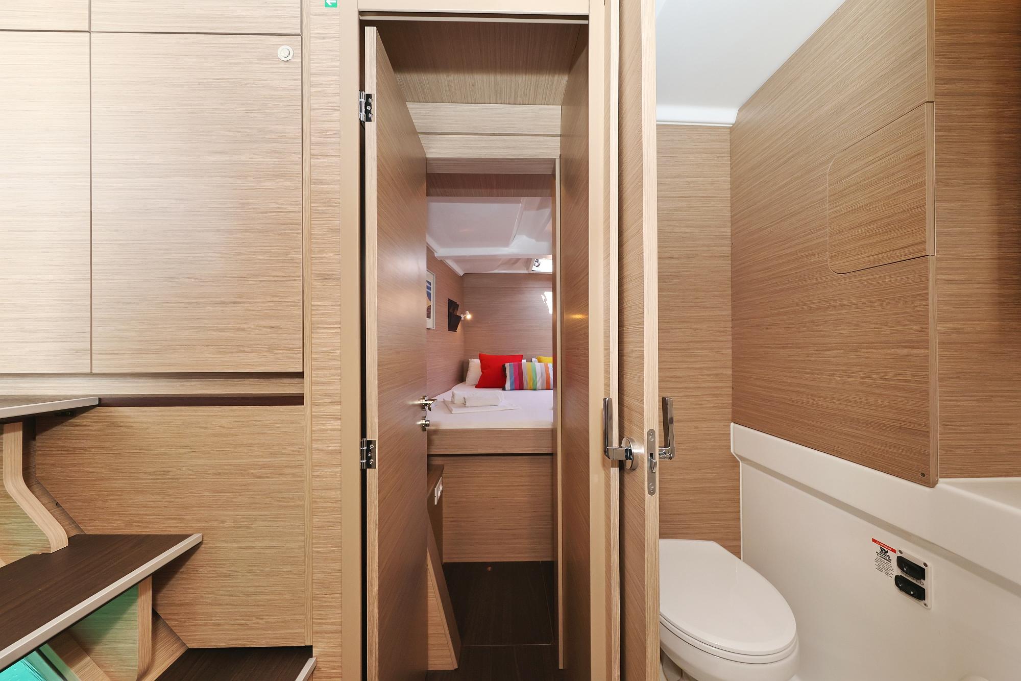 Lagoon 38 - 3 + 2 cab., picture 82