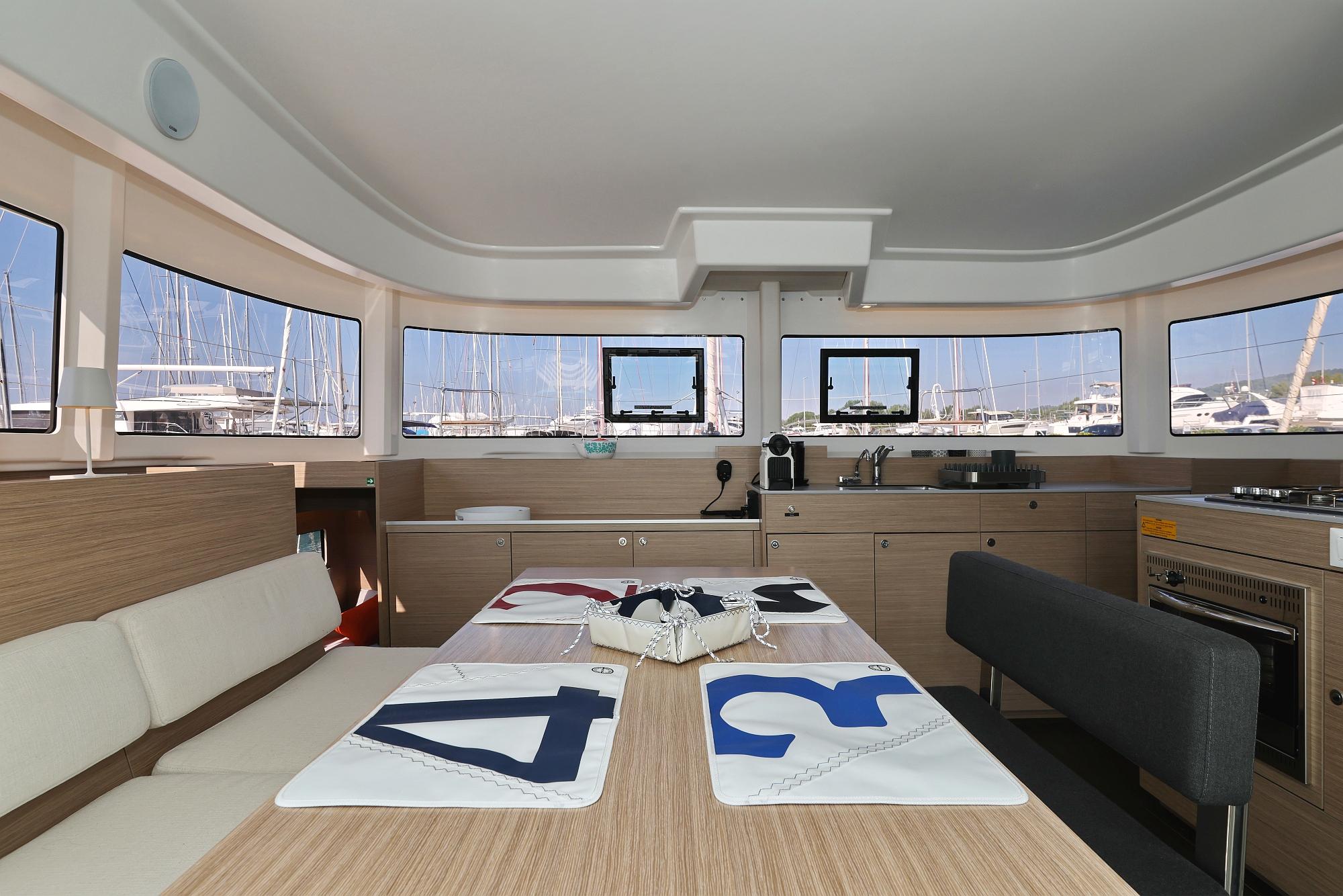 Lagoon 38 - 3 + 2 cab., picture 43