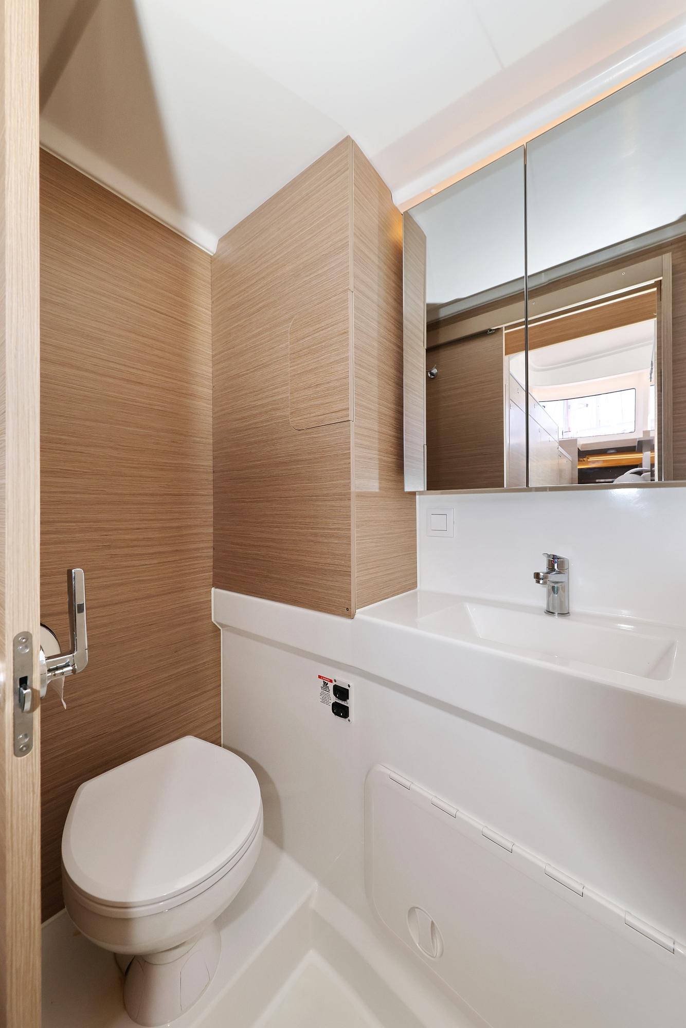 Lagoon 38 - 3 + 2 cab., picture 77