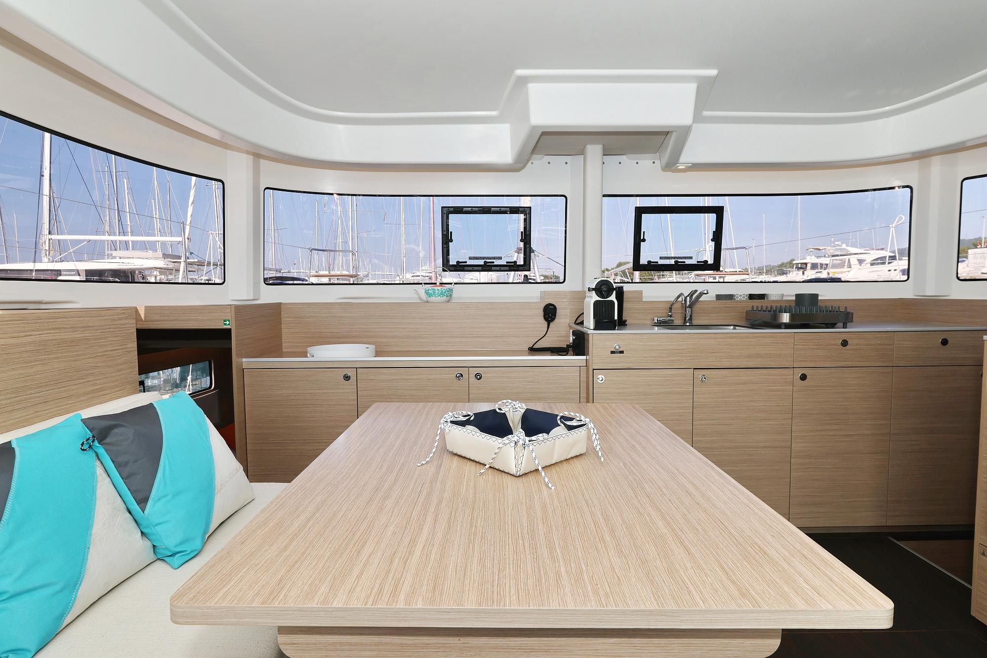 Lagoon 38 - 3 + 2 cab., picture 27