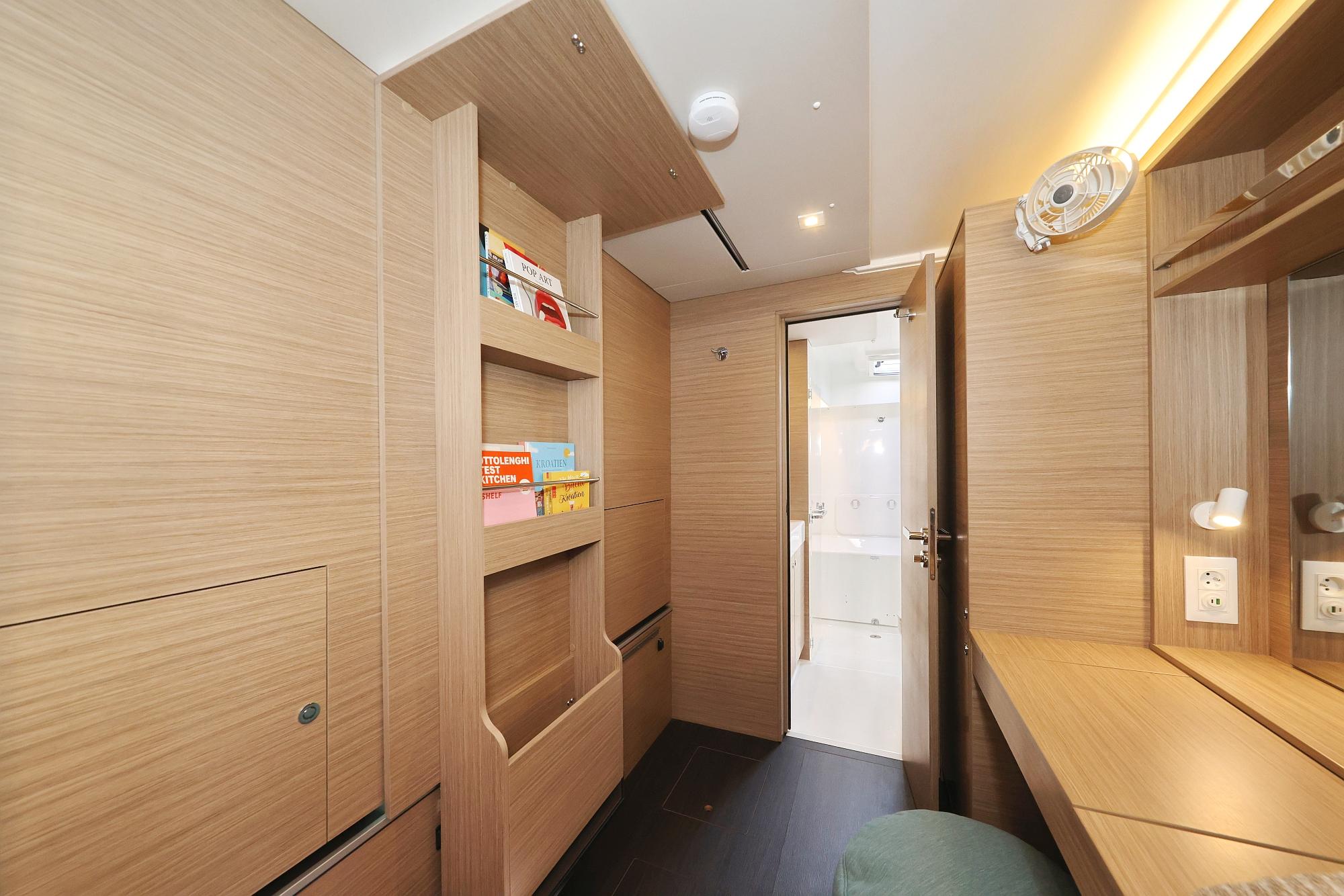 Lagoon 38 - 3 + 2 cab., picture 79