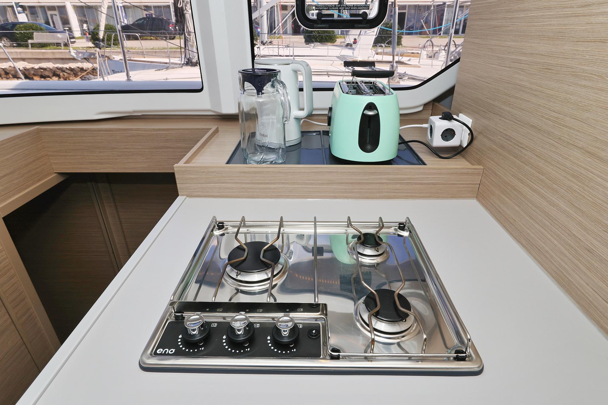 Lagoon 38 - 3 + 2 cab., picture 29