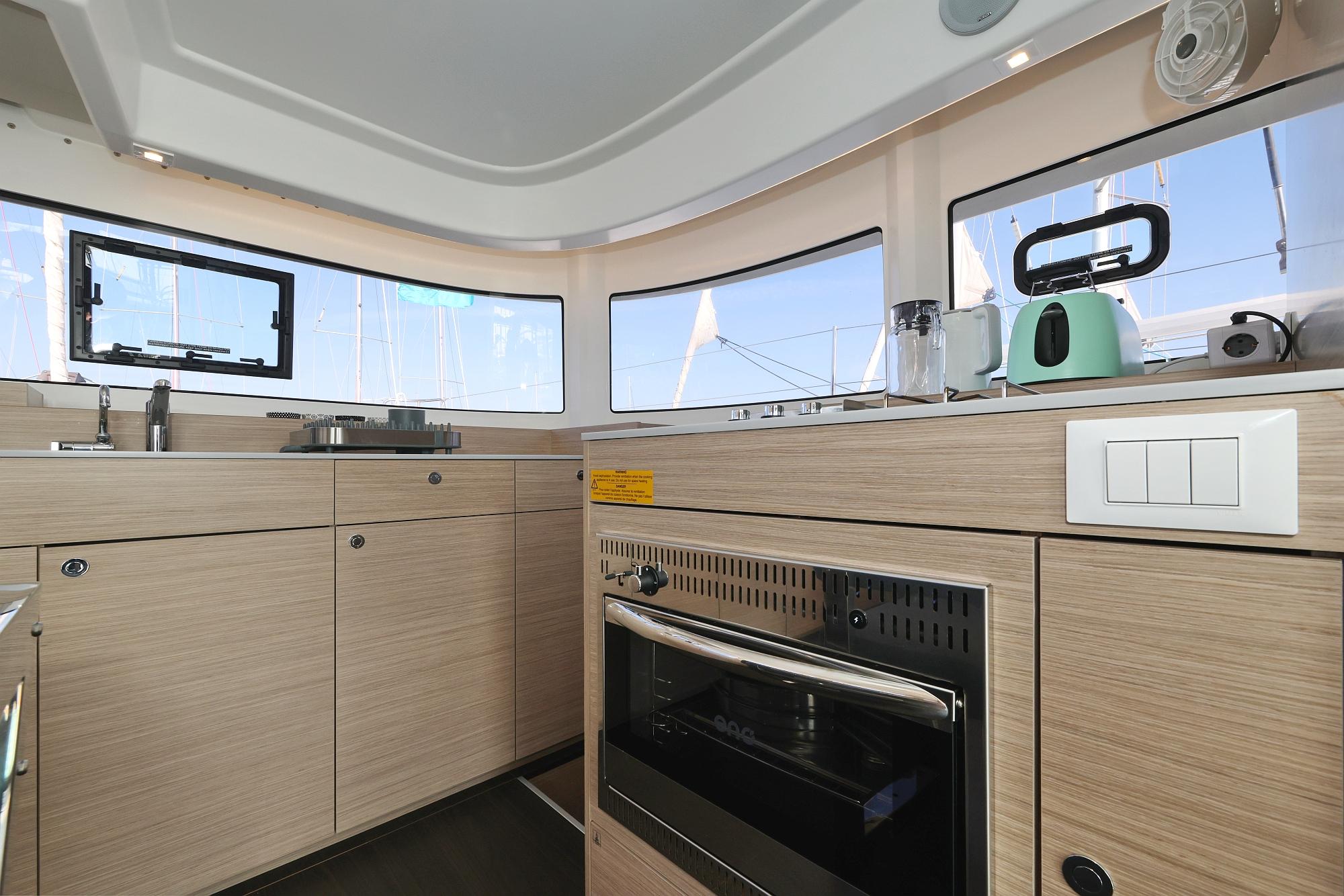 Lagoon 38 - 3 + 2 cab., picture 30