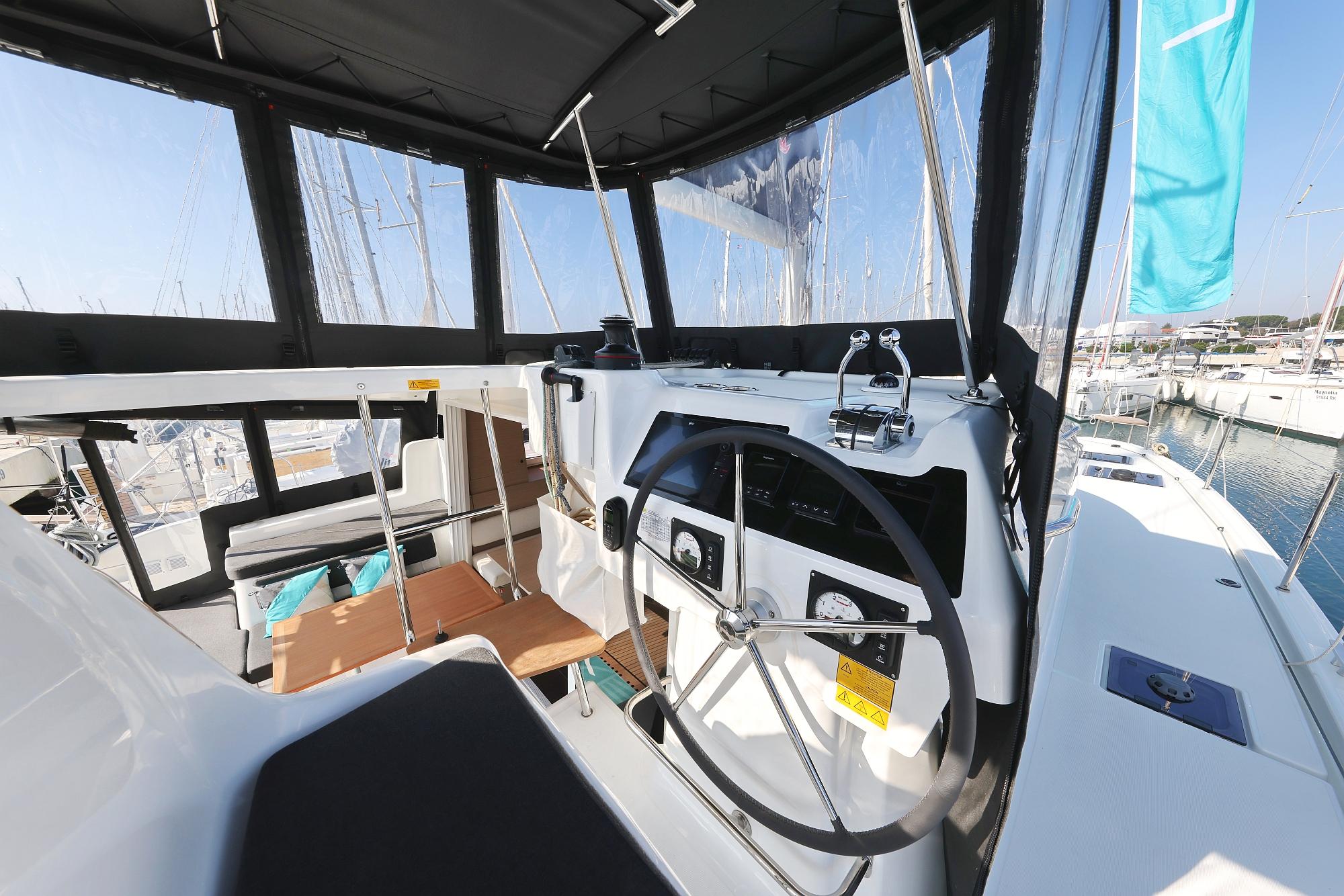 Lagoon 38 - 3 + 2 cab., picture 23