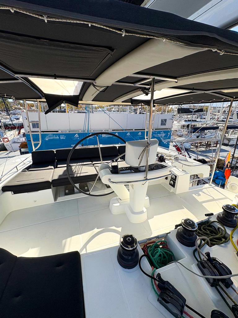 Lagoon 52 F - 5 + 2 cab., picture 6