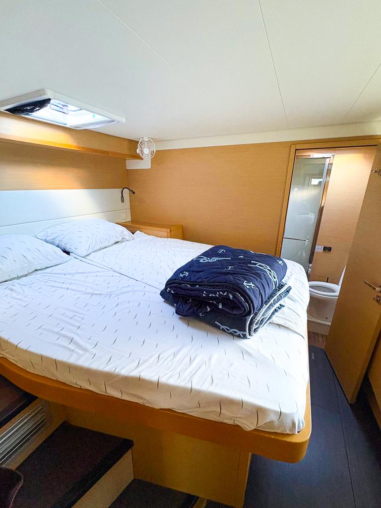 Lagoon 52 F - 5 + 2 cab., picture 10