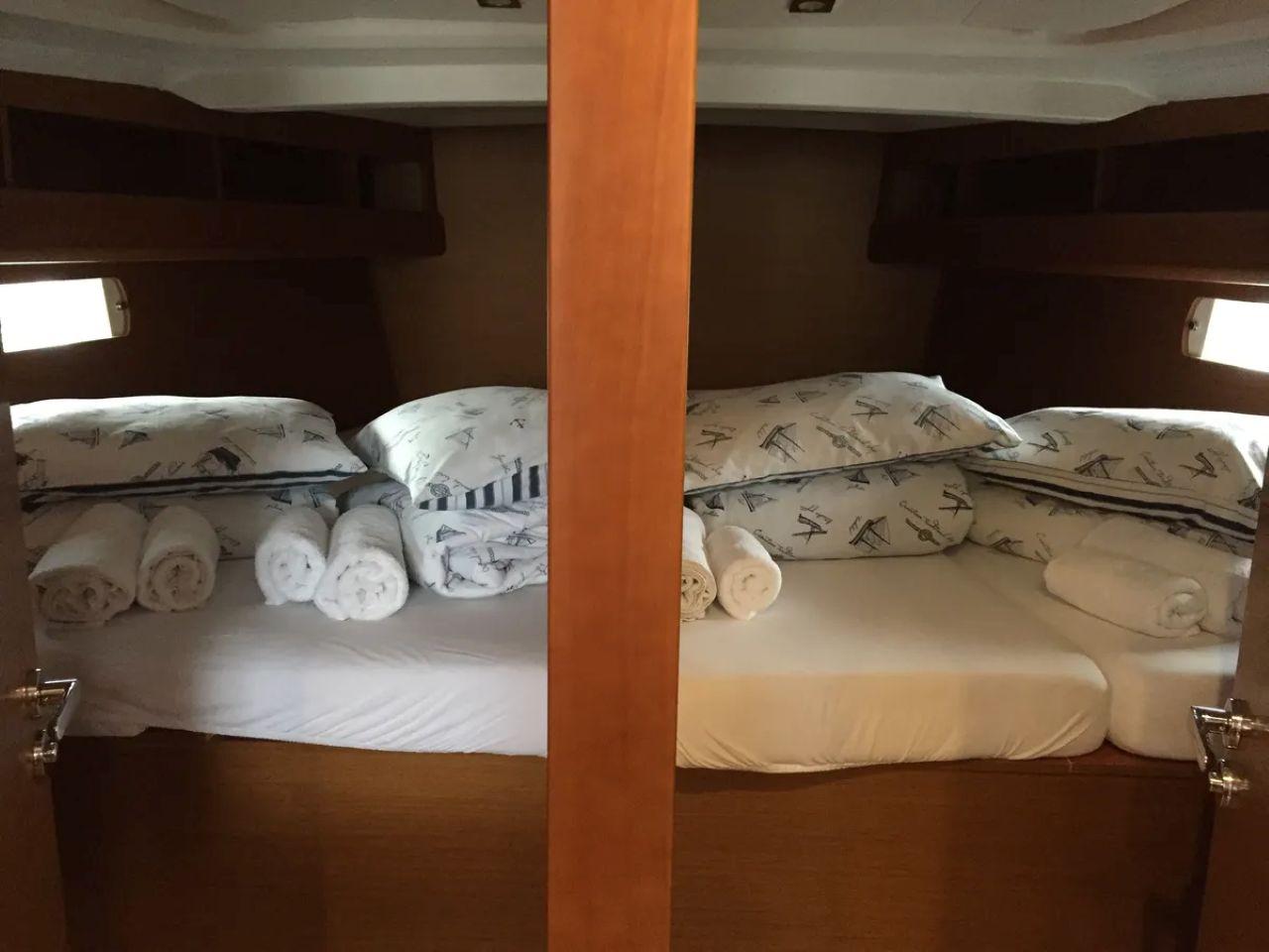 Sun Odyssey 479 - 4 cab., picture 5