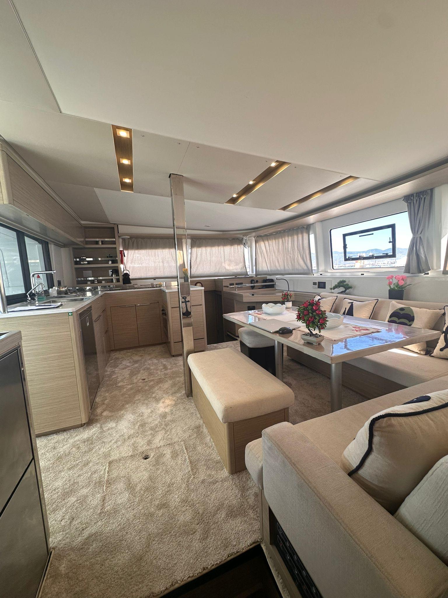 Lagoon 46 - 4 + 1 cab., picture 9