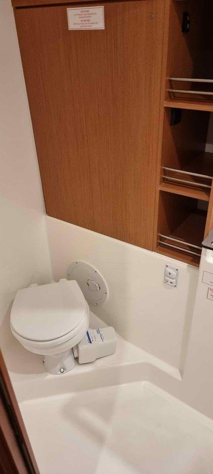 Bavaria Cruiser 51, picture 17