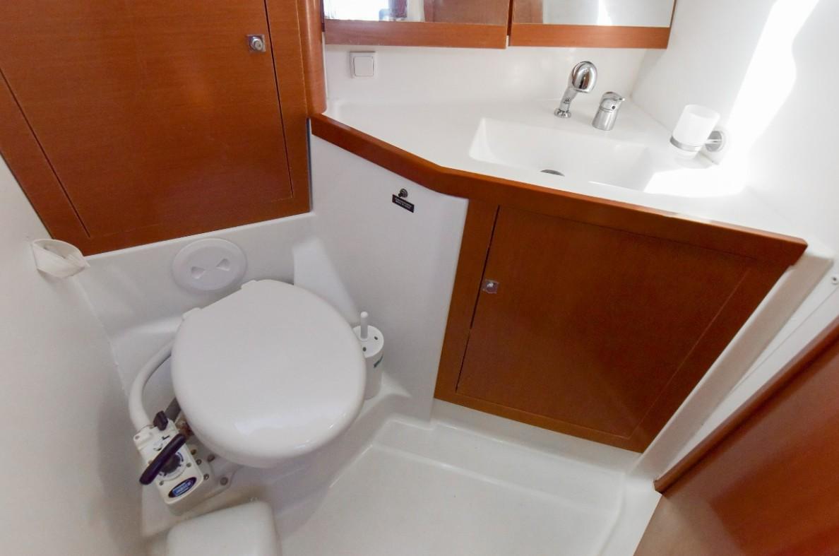 Oceanis 45 - 4 cab., picture 9