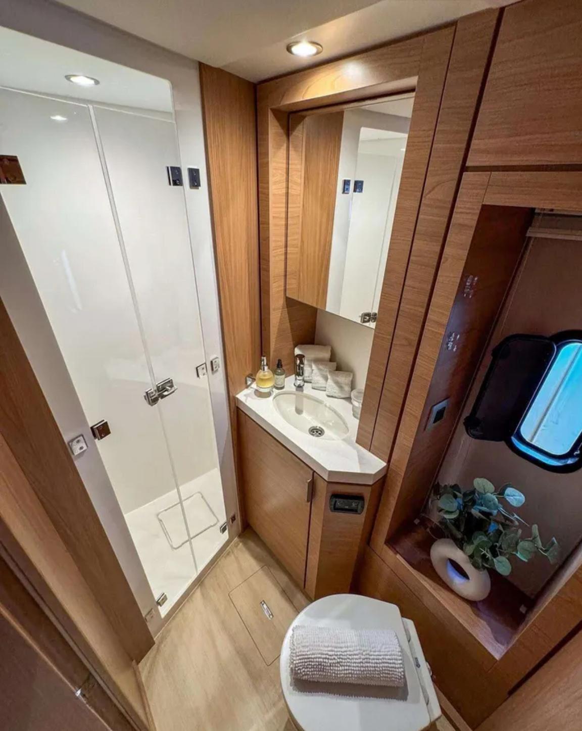 Bali 4.6 - 5 + 2 cab., picture 17