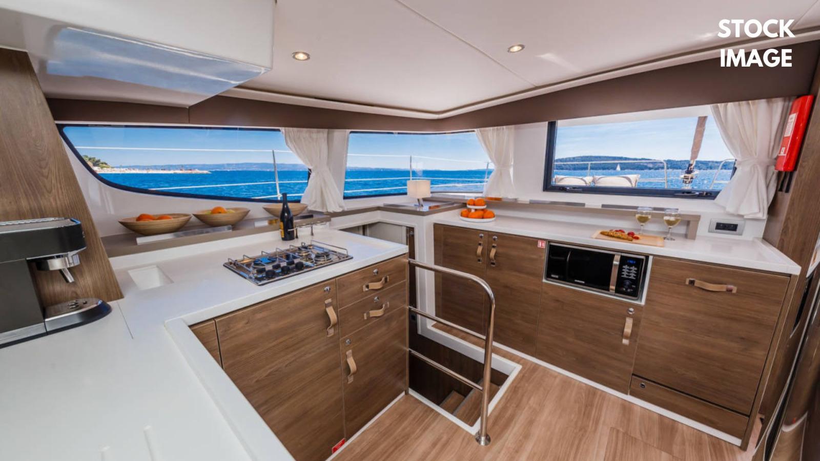 Bali 4.6 - 5 + 1 cab., picture 7