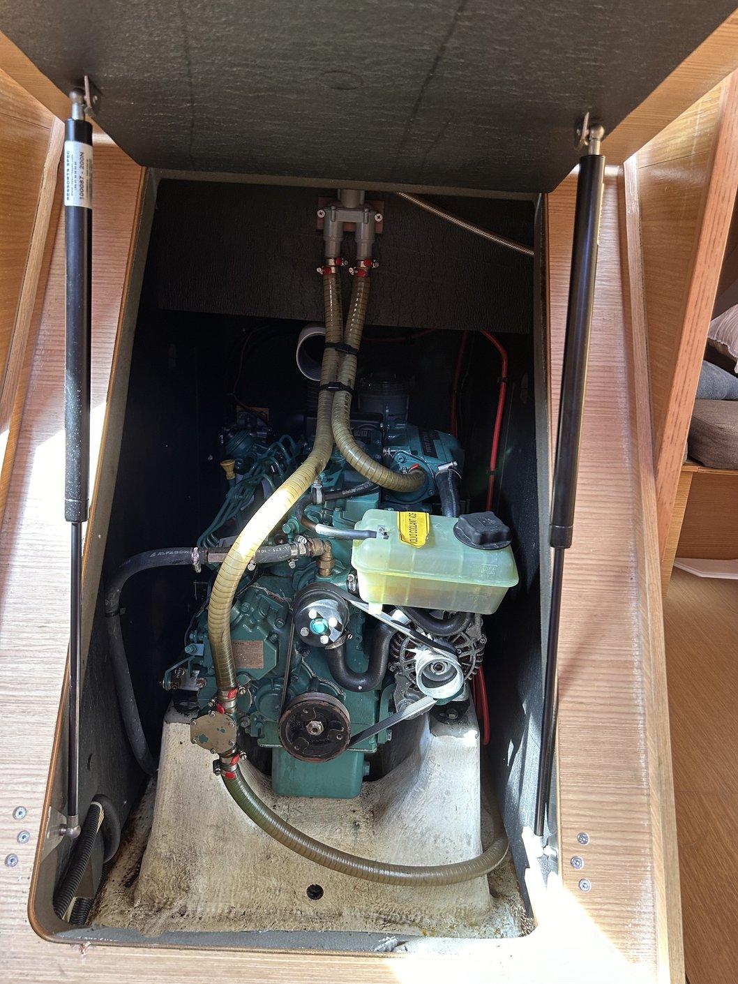 Dufour 412 GL, picture 28