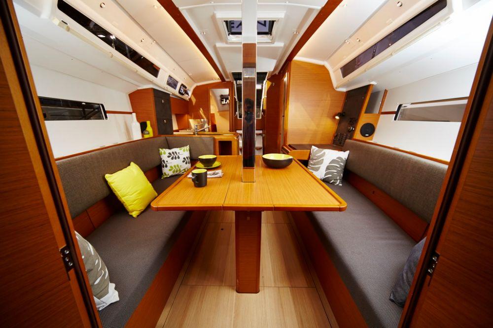 Sun Odyssey 349 - 3 cab., picture 8