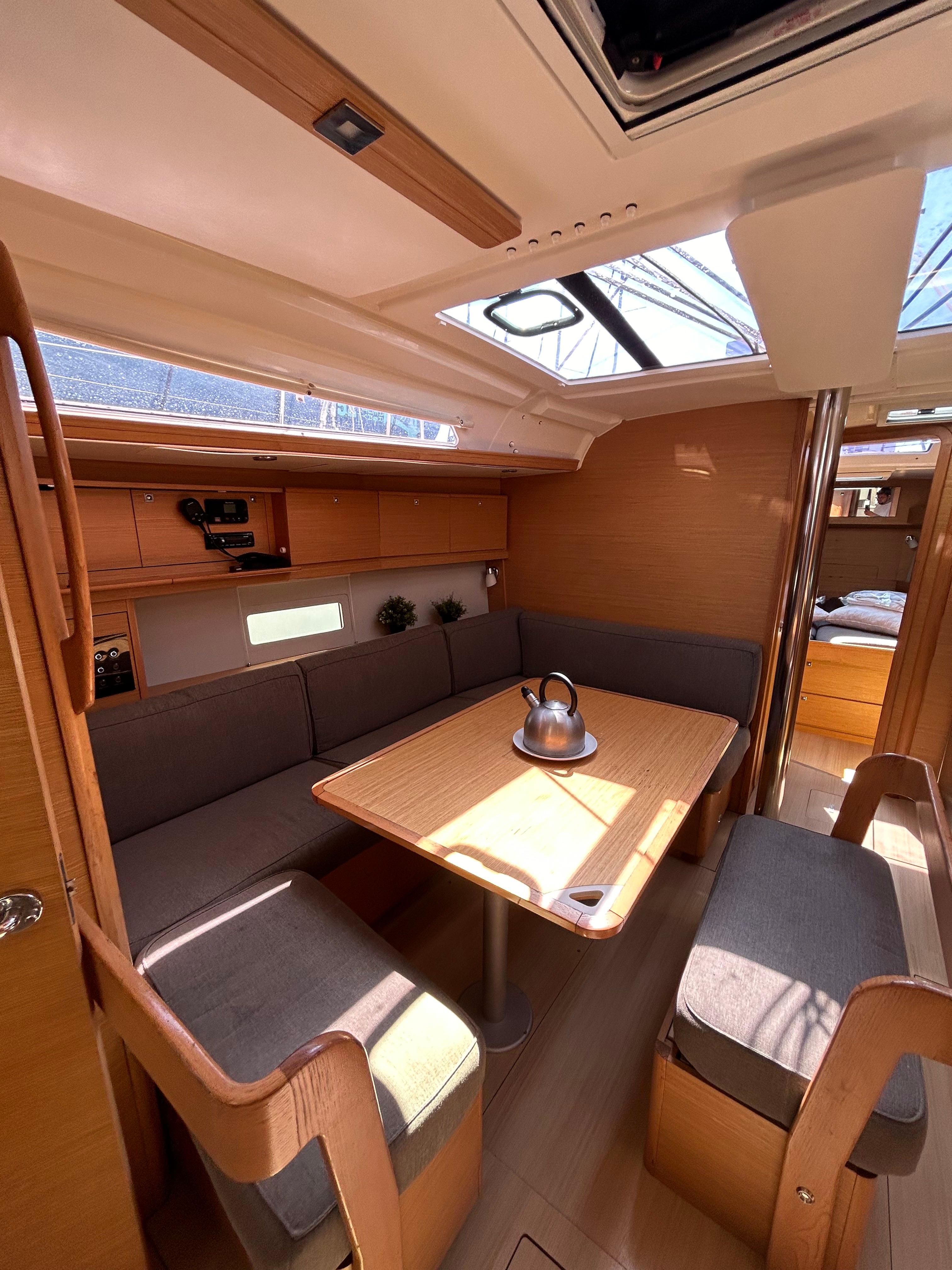 Dufour 430 GL, picture 18