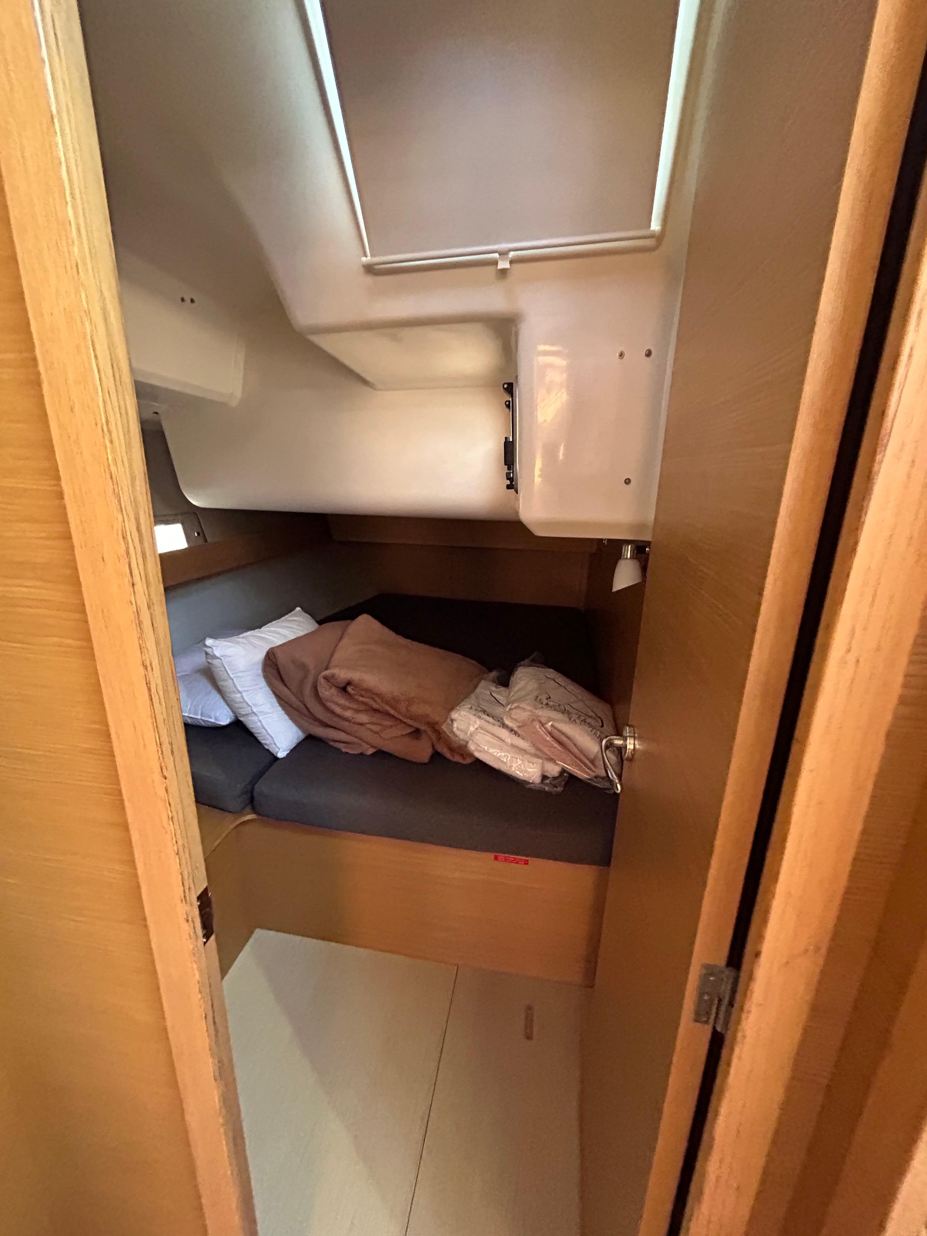 Dufour 460 GL - 5 cab., picture 13