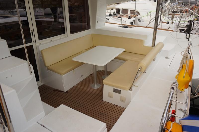 Lagoon 400 S2 - 4 + 2 cab., picture 3